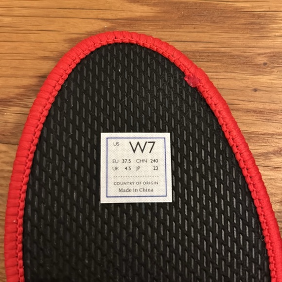 ROTHY’S- The Flat. Size 7. Red. Brand New Condition. - Picture 6 of 16